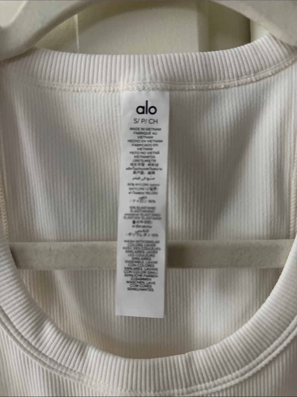 NWT. Alo Goddess Ribbed Go-To Tank - Picture 4 of 6